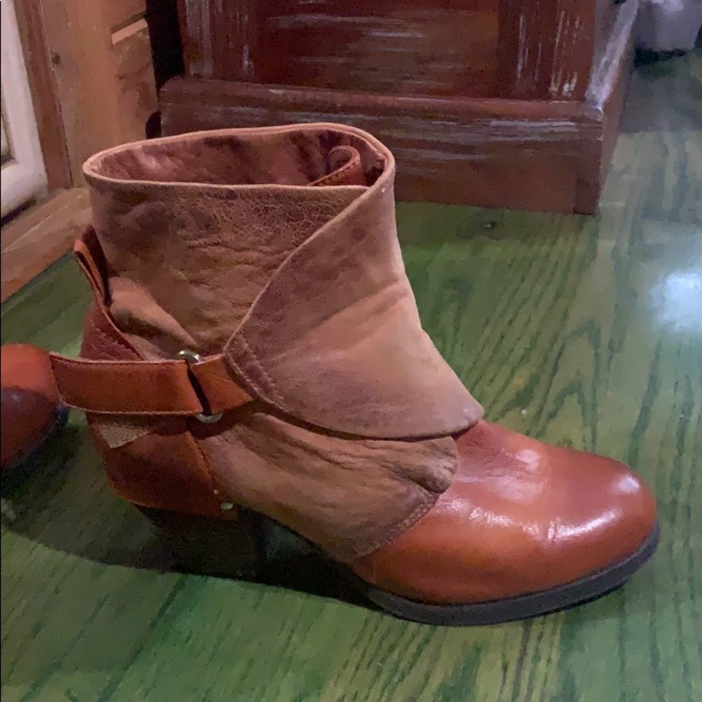 Leather booties